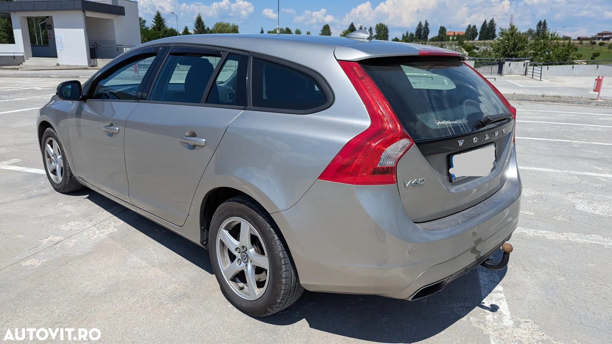 Volvo V60 D4 Summum - 5
