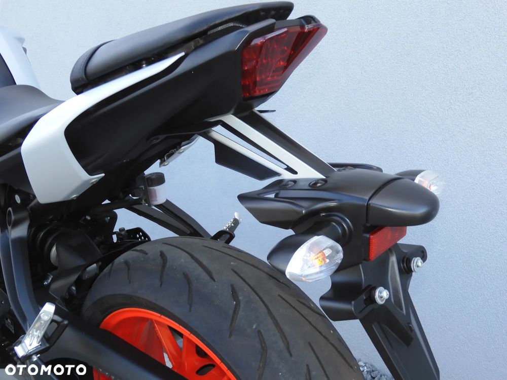 Yamaha MT - 32