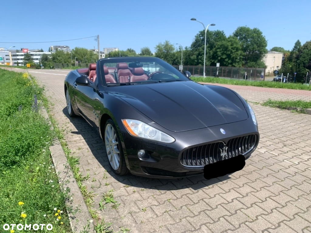 Maserati GranCabrio - 18