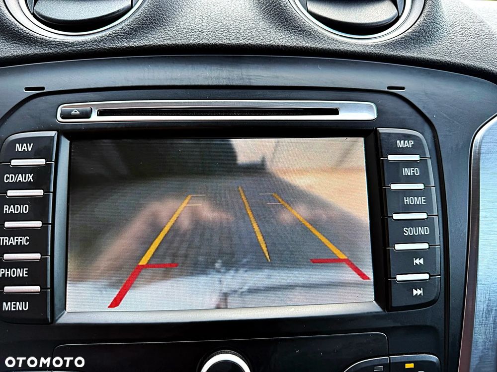 Ford Mondeo 2.0 TDCi Titanium - 32