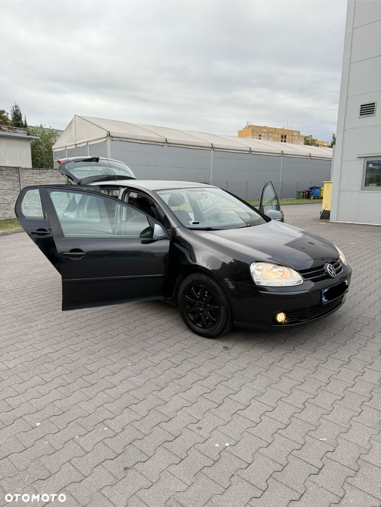Volkswagen Golf V 1.9 TDI Comfortline - 11