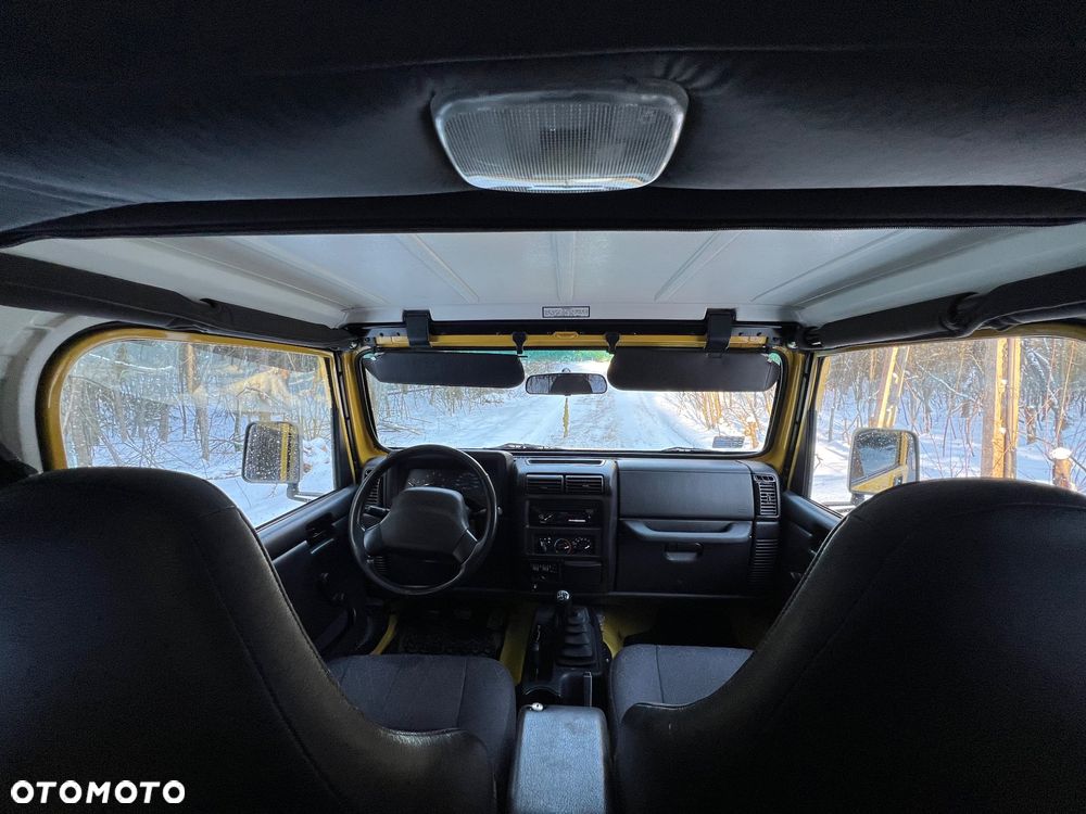Jeep Wrangler - 37