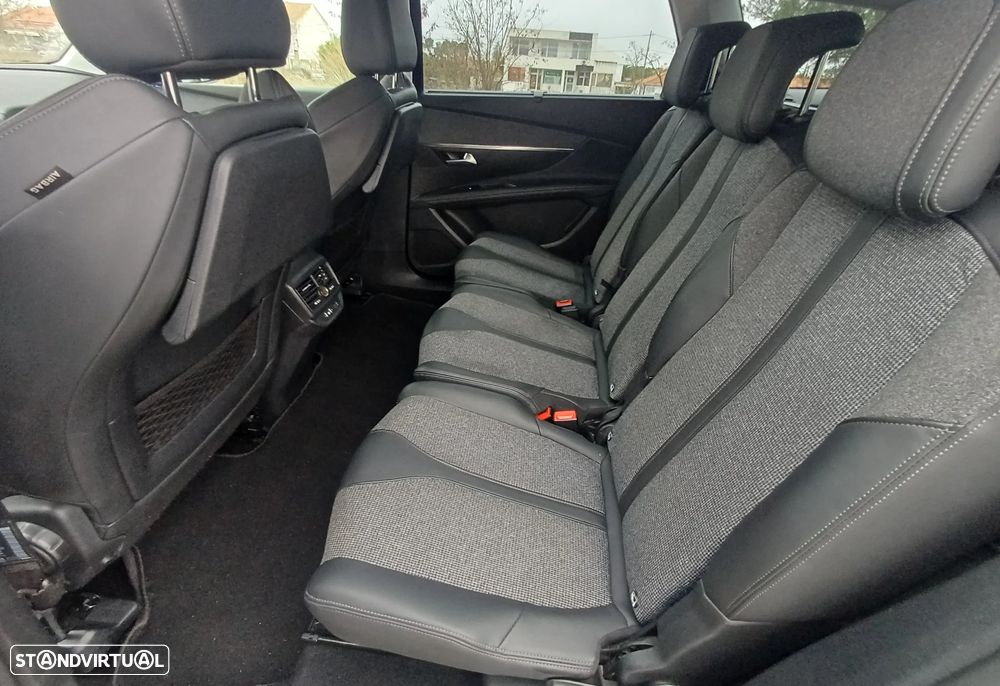 Peugeot 5008 BlueHDI 130 EAT8 Allure Pack - 17