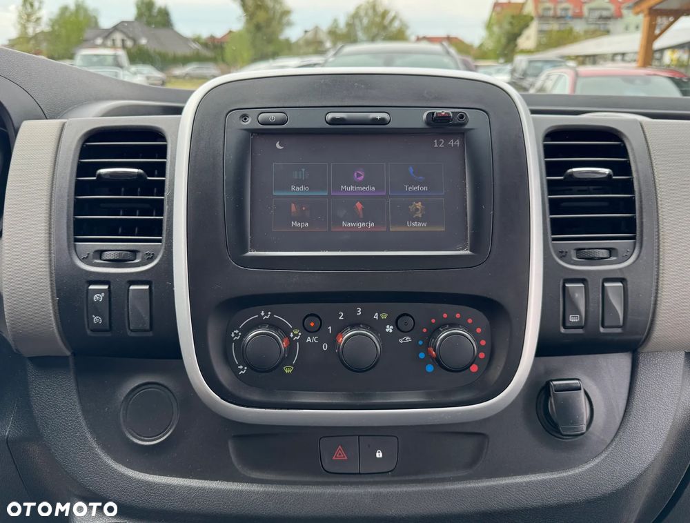 Renault Trafic - 15