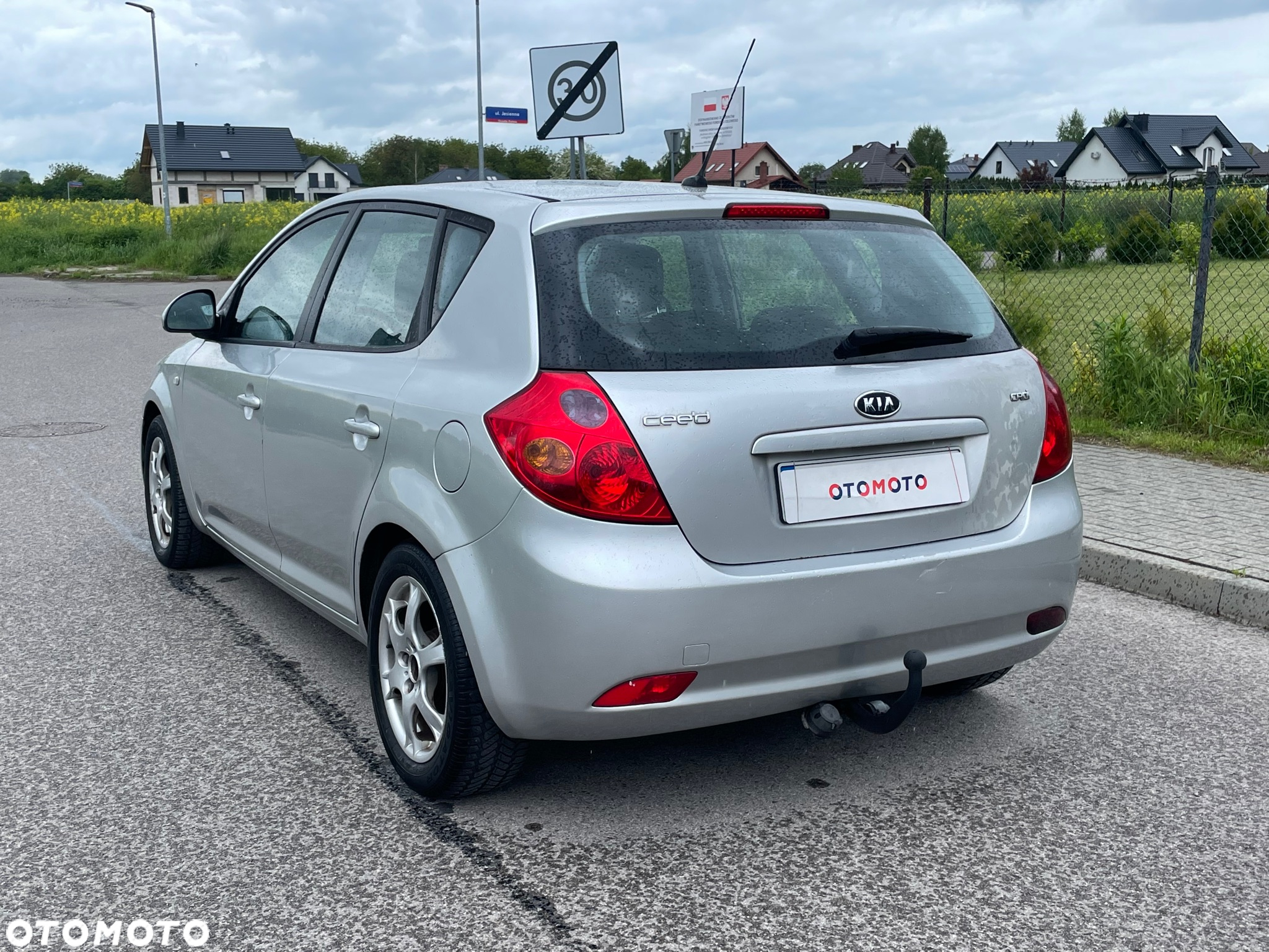 Kia Ceed 1.6 CRDi 115 Spirit - 32