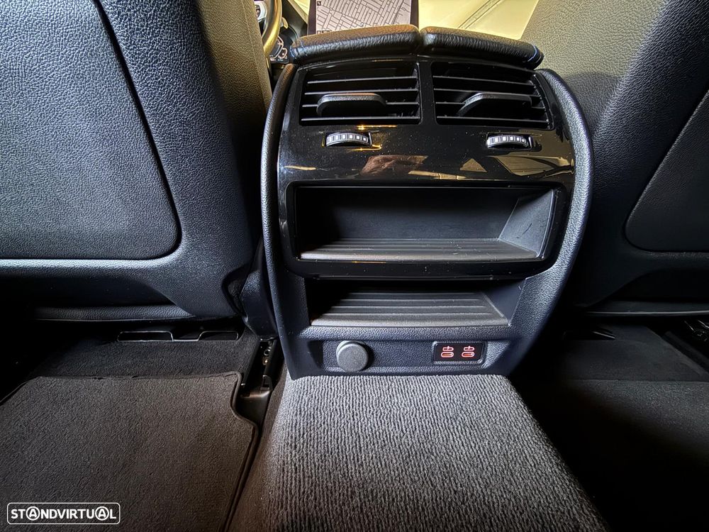 BMW 530 e Pack Desportivo M - 28