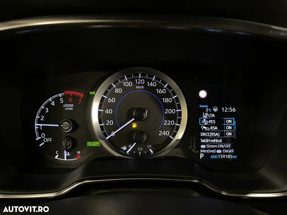 Toyota Corolla 1.8 Hybrid Business Edition - 23