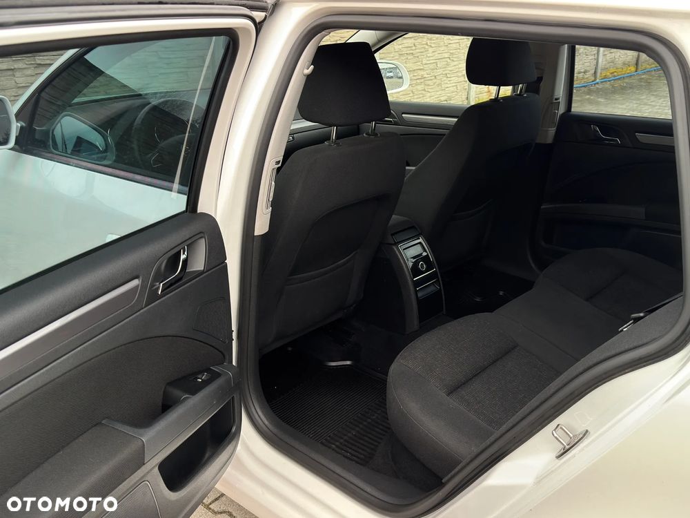 Skoda Superb 1.6 TDI Active Greenline - 17