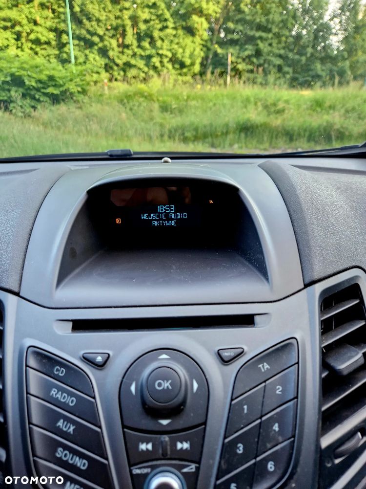 Ford Fiesta 1.25 Ambiente EU5 - 18