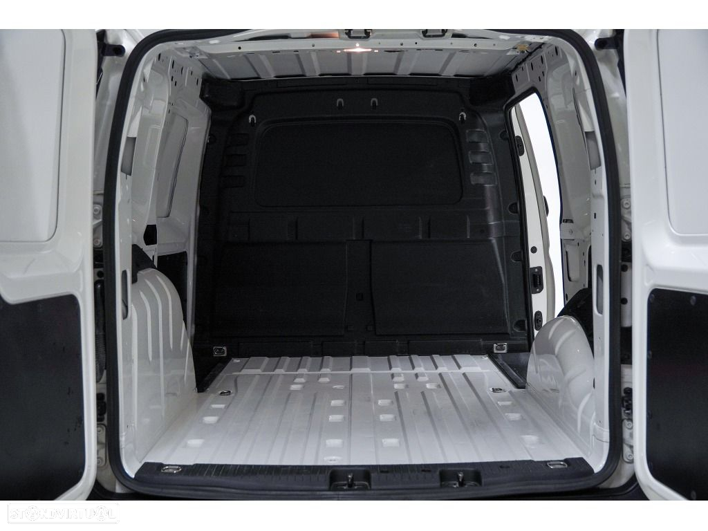 VW Caddy V Diesel 20- 25 2.0 TDI - 9
