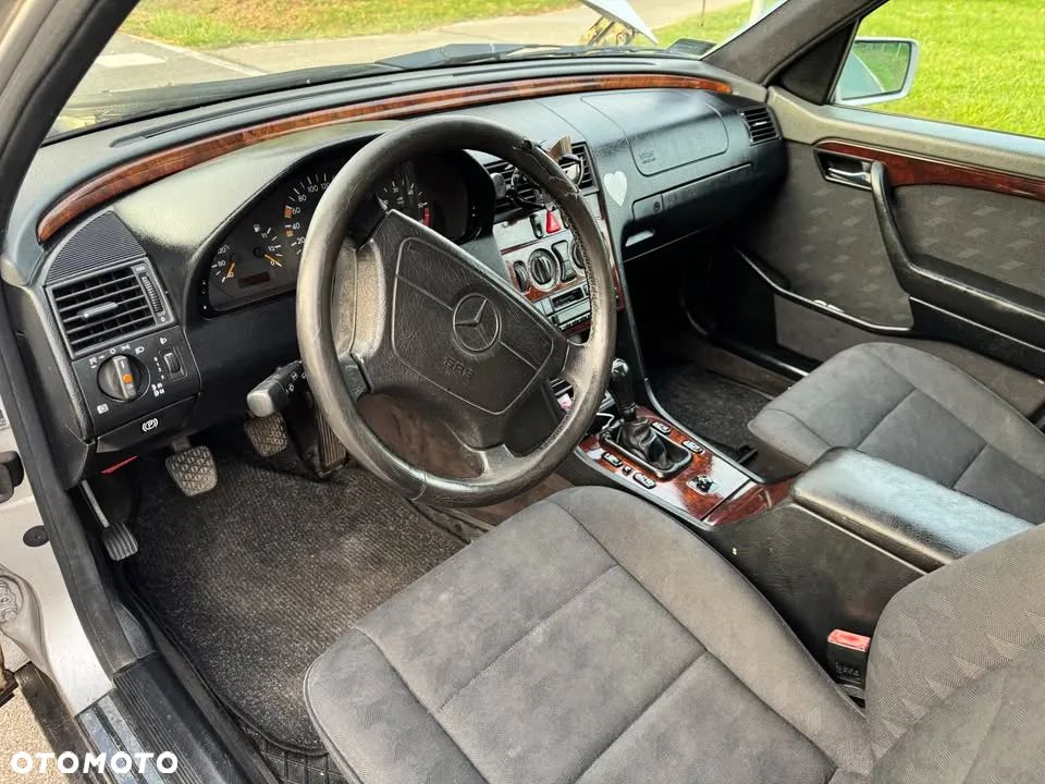 Mercedes-Benz Klasa C 220 D Elegance - 10