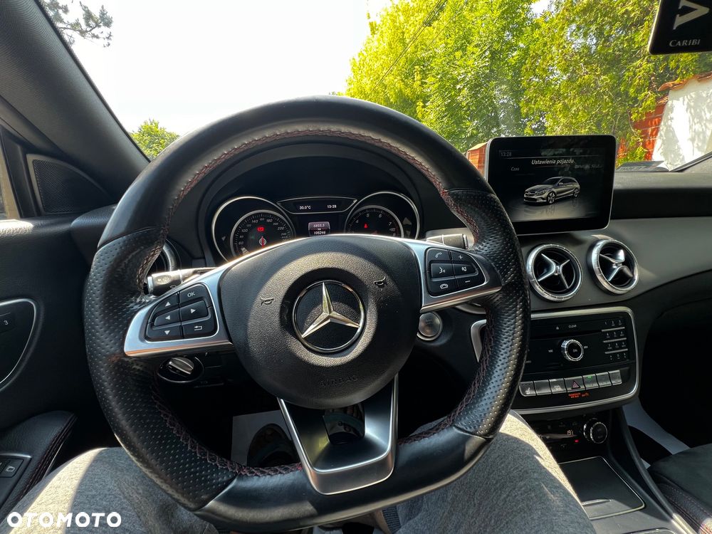 Mercedes-Benz CLA - 35