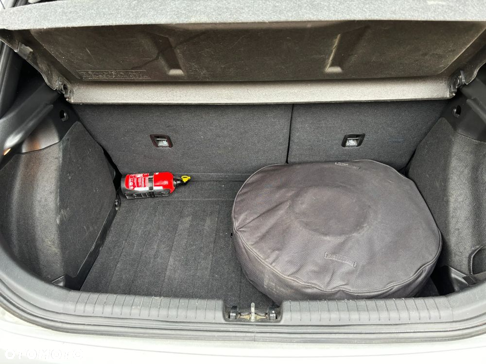 Hyundai i20 1.2 BlueDrive Classic + - 9