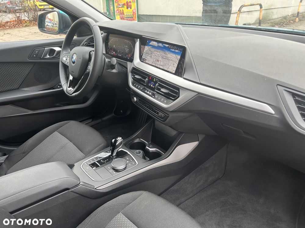BMW Seria 1 118i Advantage - 11