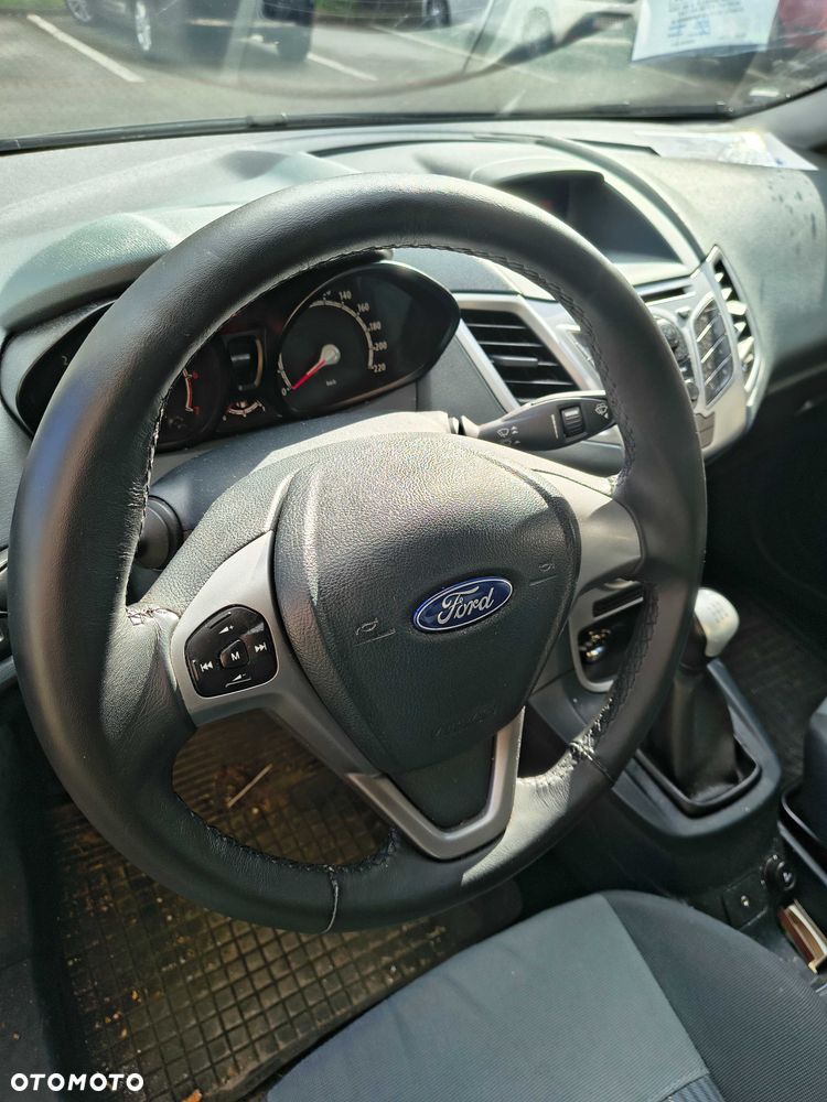 Ford Fiesta - 7