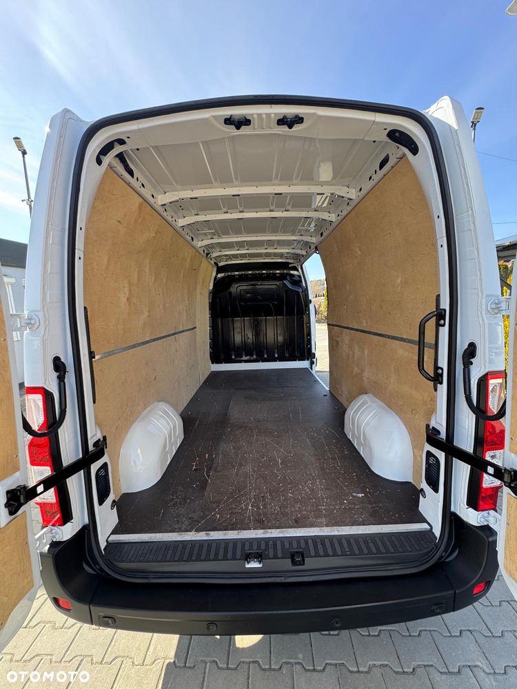 Renault Master L3H2 Blaszak Max - 12