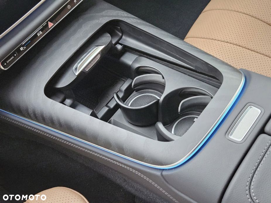 Mercedes-Benz Klasa E - 11