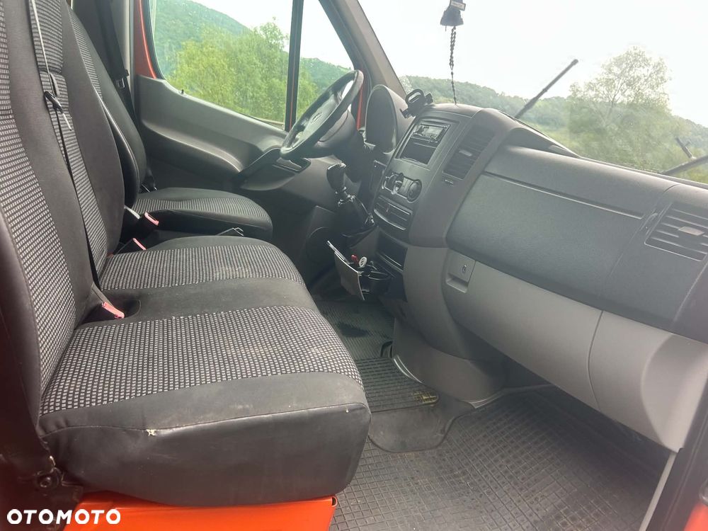 Mercedes-Benz Sprinter 906.211 - 11