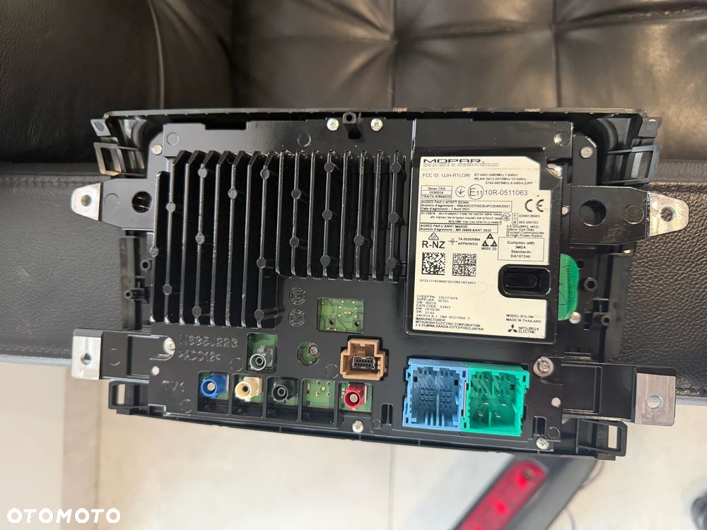 Fiat Ducato 2023-2025r radio z kamera cofania i nawigacją 735771628 - 3