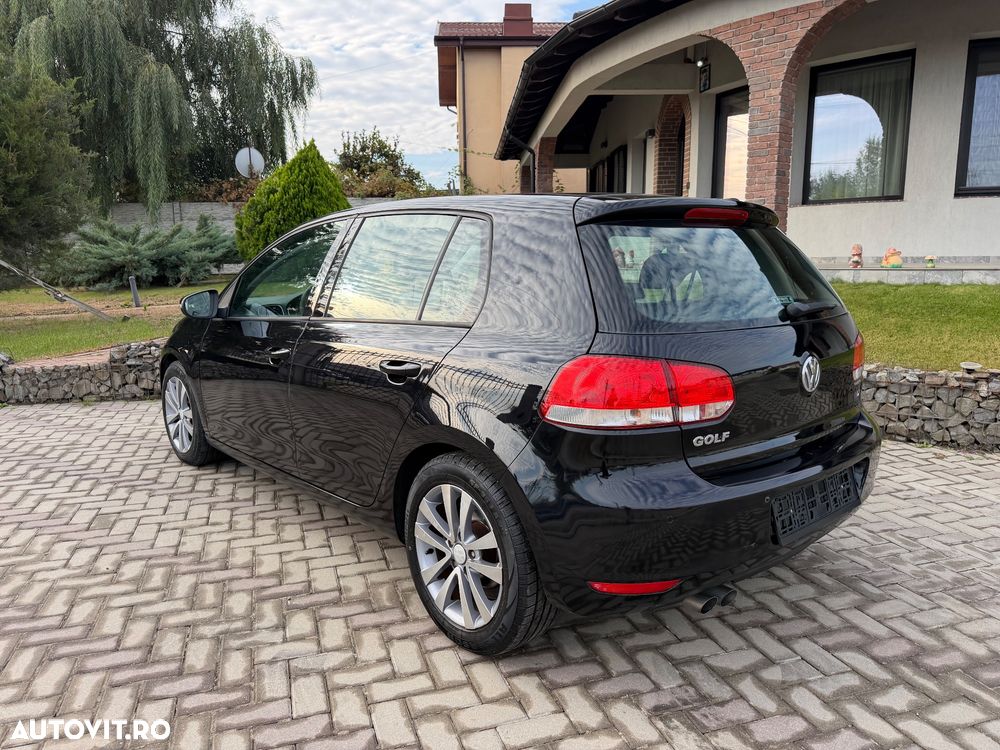 Volkswagen Golf - 3
