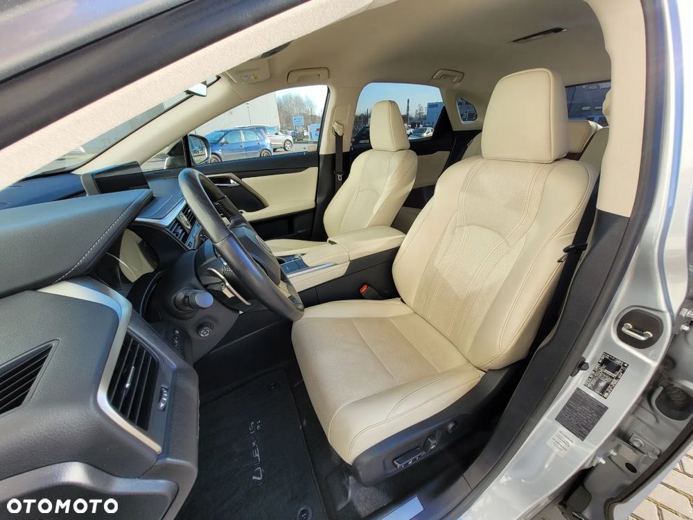 Lexus RX 450h F-Impression - 12