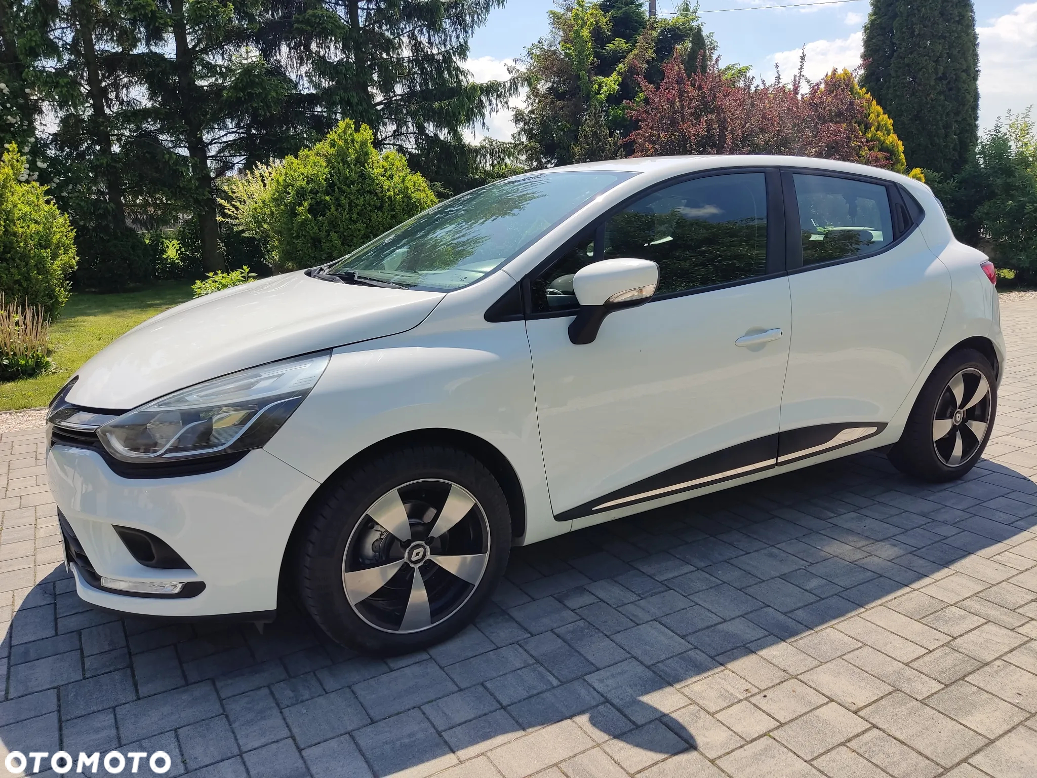 Renault Clio dCi 90 Limited - 11