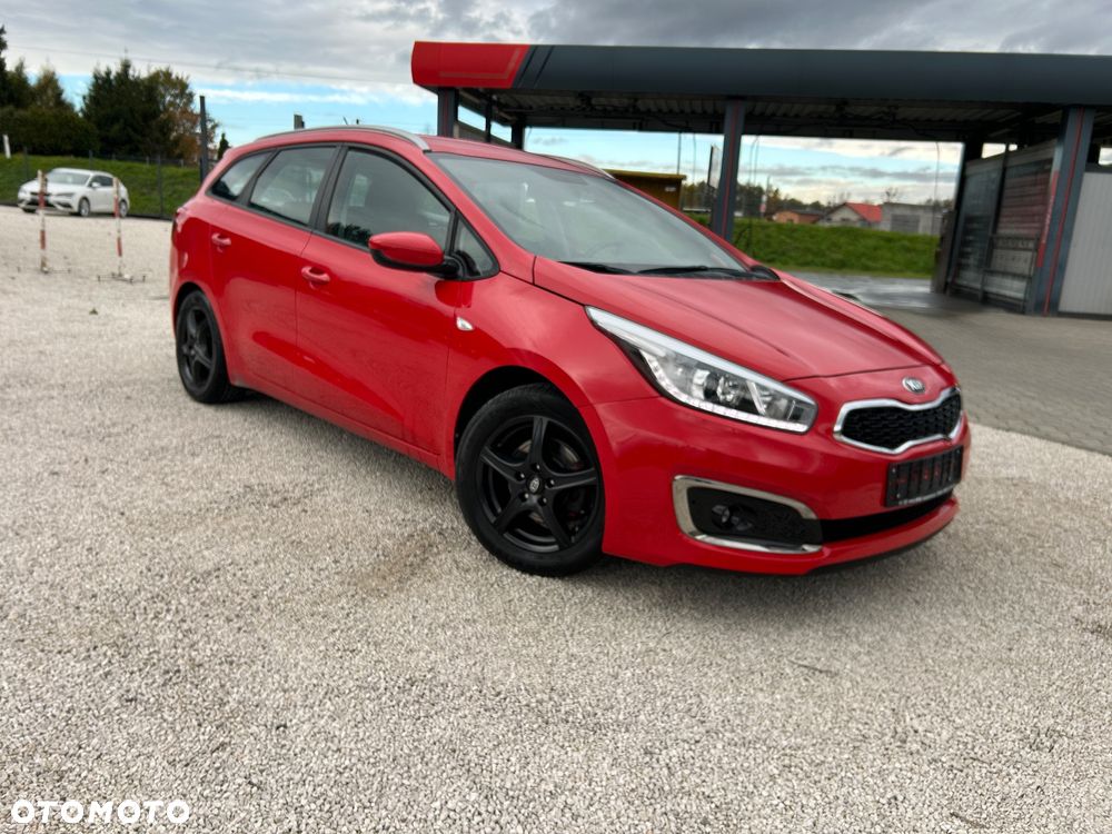 Kia Ceed - 5