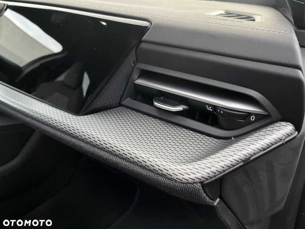 Audi Q5 Sportback - 23