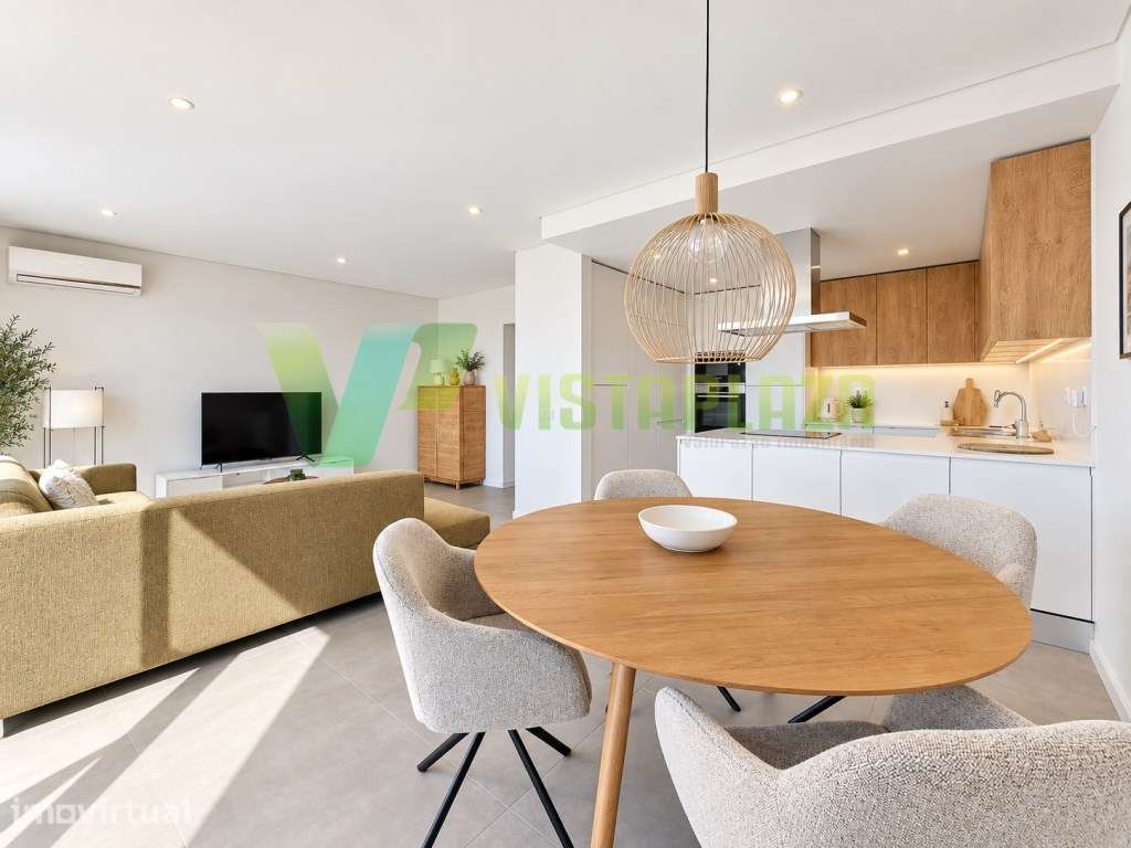 Apartamento T2 com Terraço Privativo, Piscina e Garagem Box em Alvo... - Grande imagem: 5/36