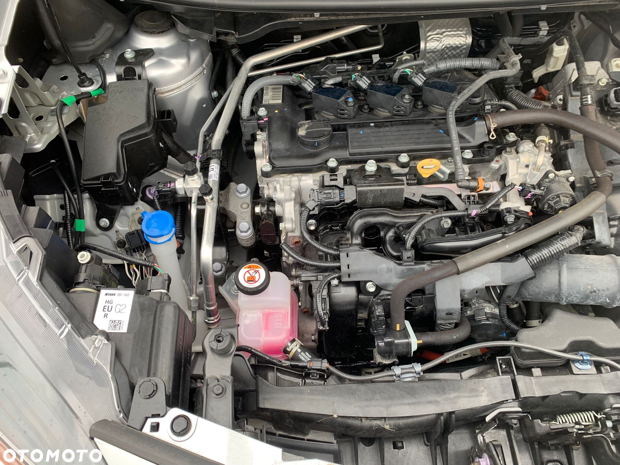 Toyota Yaris Cross Hybrid 1.5 Premiere Edition 4x4 - 14