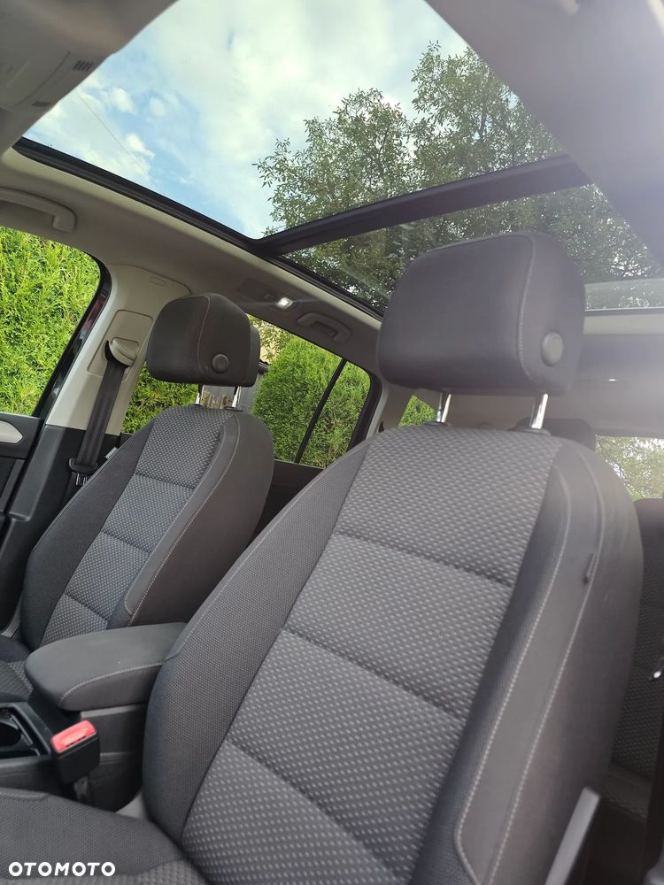 Volkswagen Touran 2.0 TDI SCR DSG Highline - 19