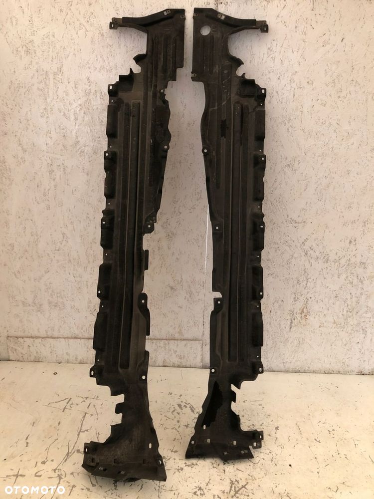 LAND ROVER DISCOVERY 5 L462 OSŁONA PODWOZIA P/L - 2