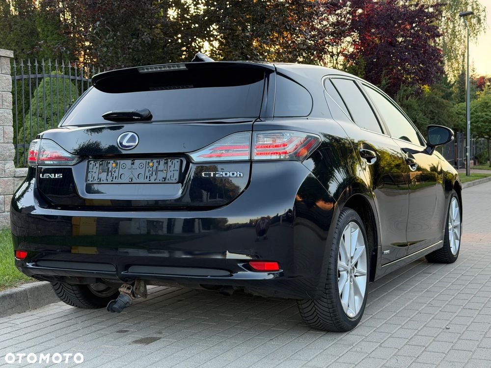 Lexus CT 200h Prestige - 8