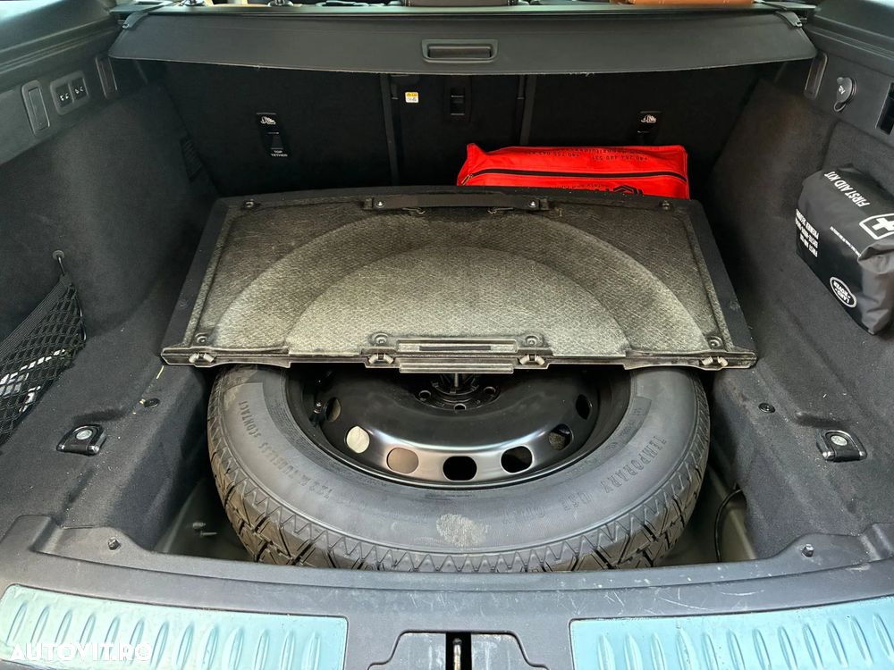 Land Rover Range Rover Velar 3.0 P400 MHEV Dynamic SE - 39