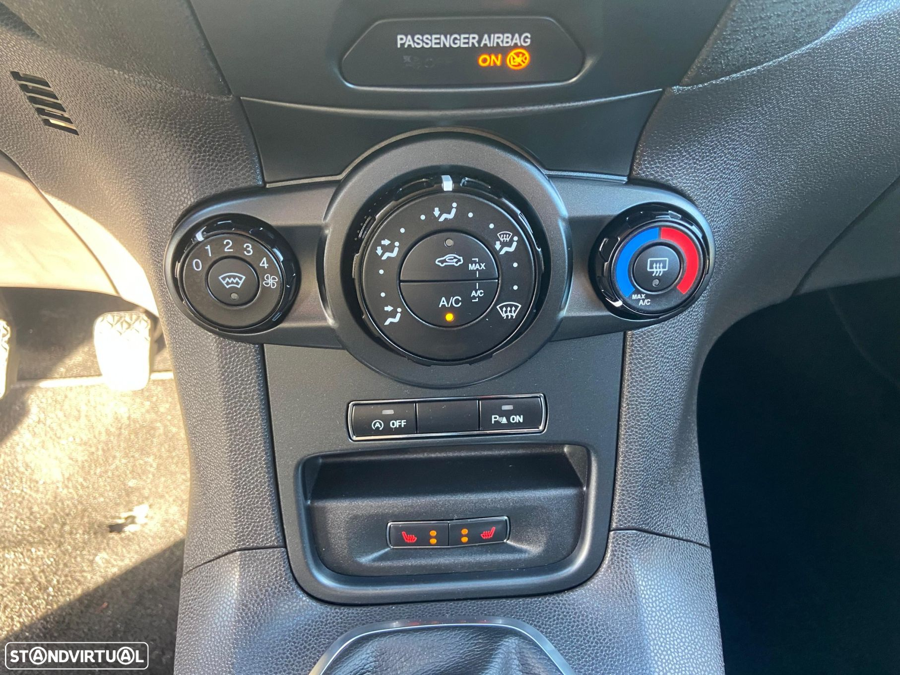 Ford Fiesta 1.0 EcoBoost S&S COOL&CONNECT - 13