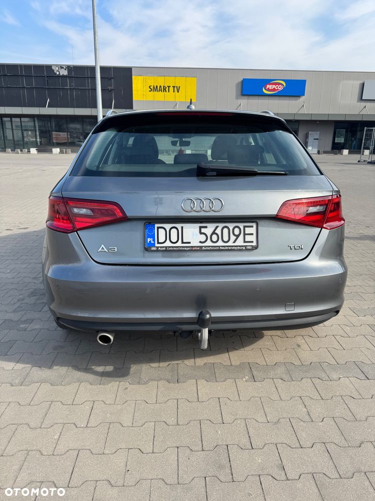 Audi A3 Sportback - 4