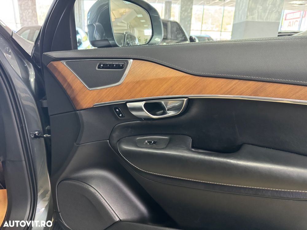 Volvo XC 90 D5 AWD Geartronic Inscription - 14