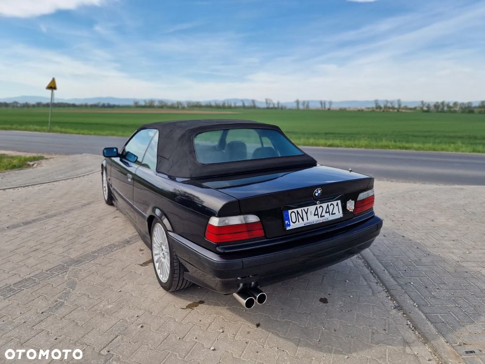 BMW Seria 3 328i - 13
