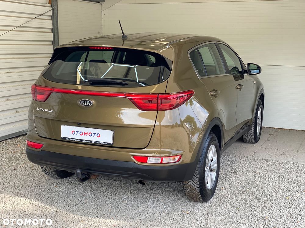 Kia Sportage 1.6 GDI 2WD Attract - 33