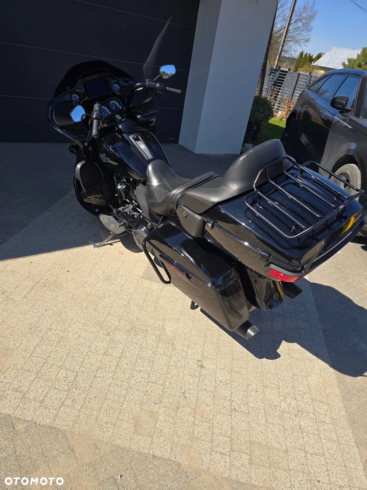 Harley-Davidson Touring Road Glide - 15