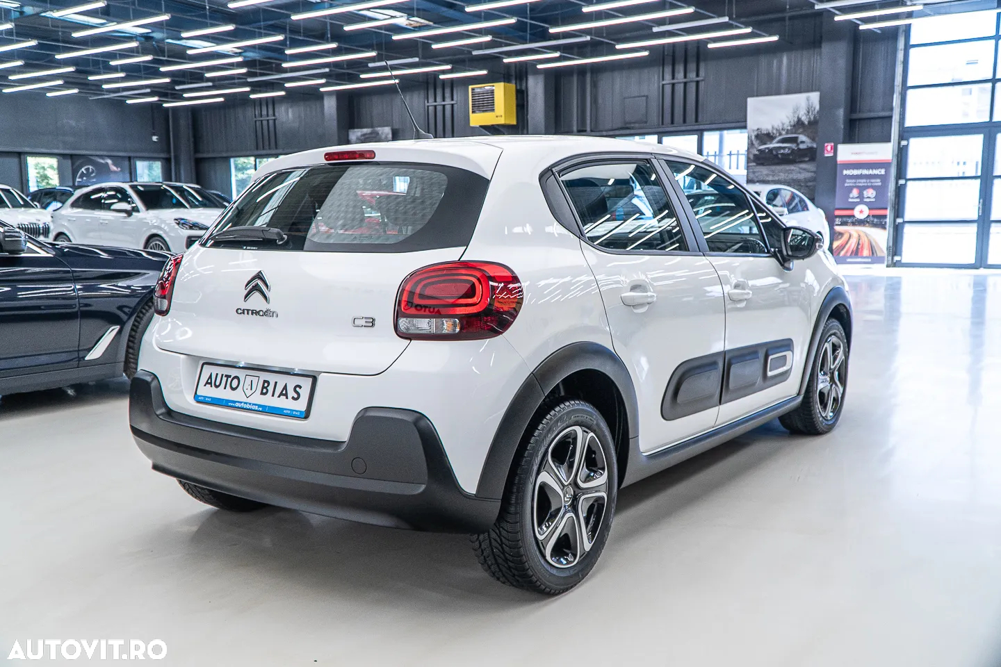 Citroën C3 1.2 PureTech S&S BVM5 Shine - 7