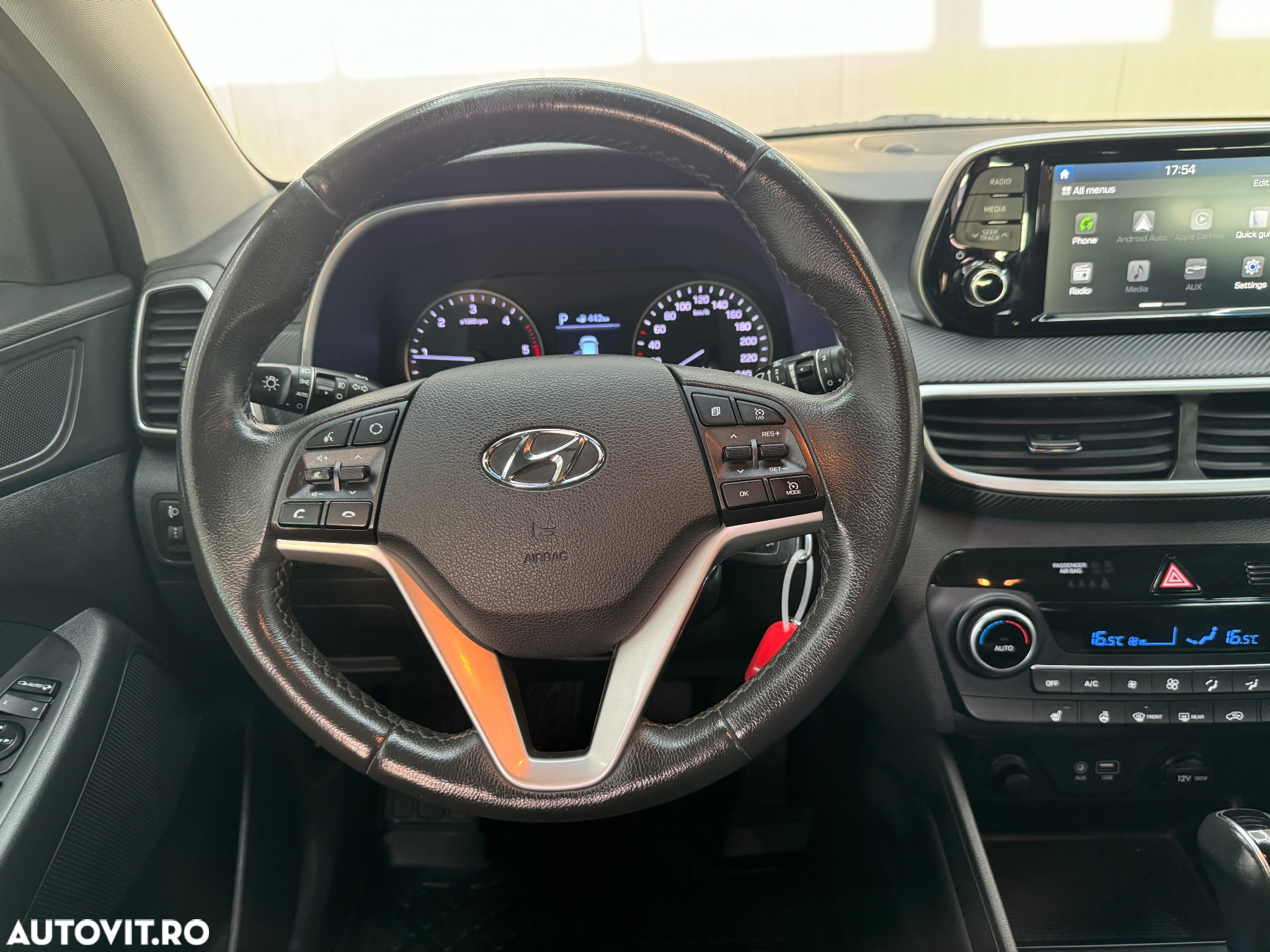 Hyundai Tucson 1.6 CRDi 4WD 7DCT Style - 9