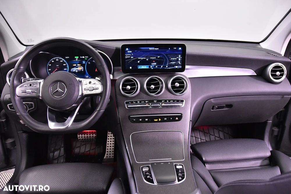 Mercedes-Benz GLC 300 de 4Matic 9G-TRONIC AMG Line Plus - 9