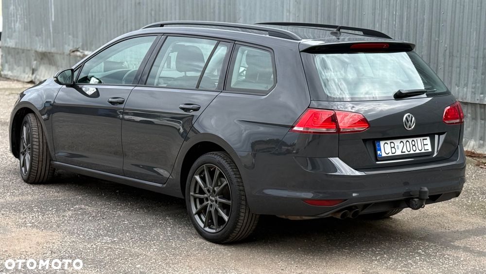 Volkswagen Golf - 21