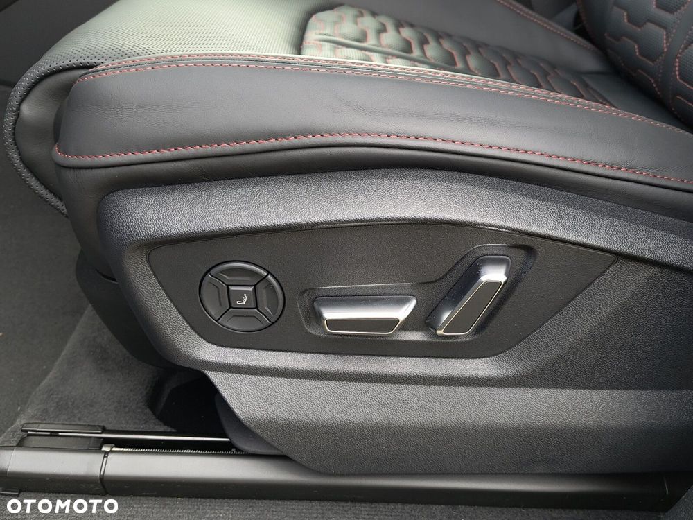 Audi RS Q8 TFSI Quattro Tiptronic - 37