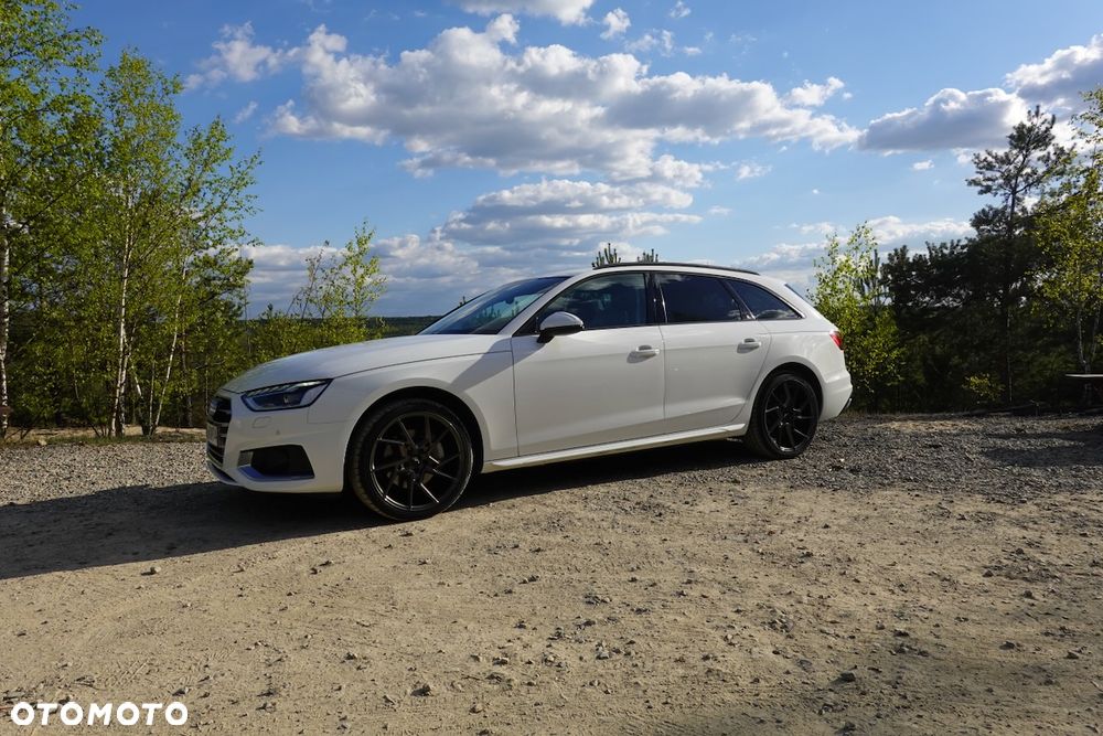Audi A4 Avant 40 TDI quattro S tronic advanced - 1