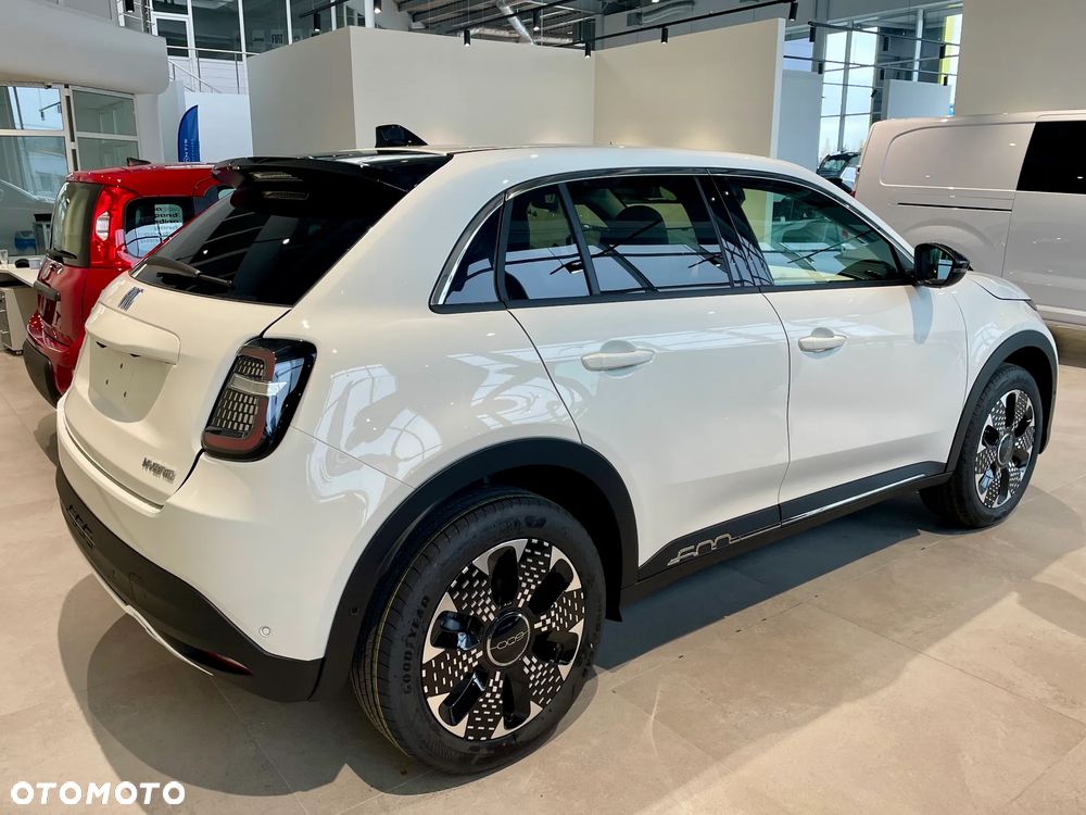 Fiat 600 1.2 Turbo La Prima eDCT - 3