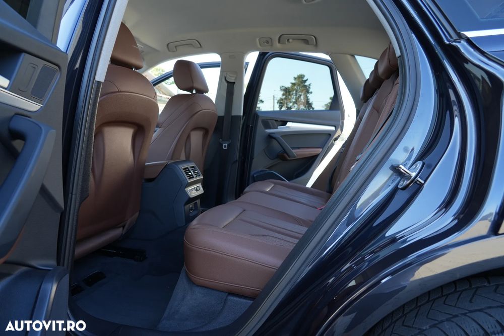 Audi Q5 2.0 40 TDI quattro S tronic Sport - 33