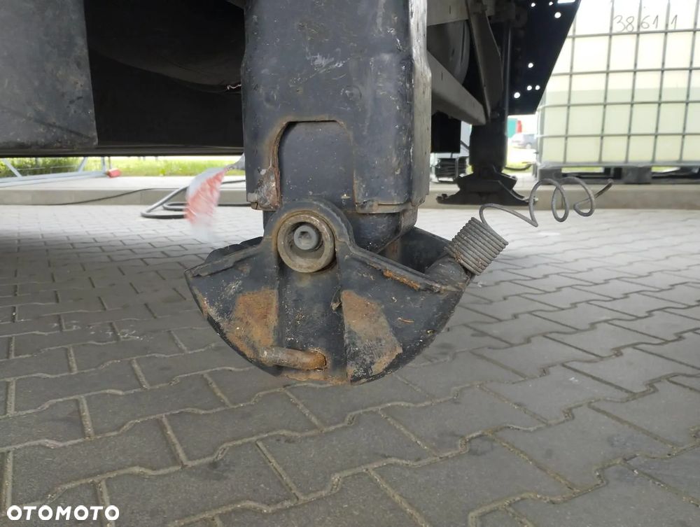 Schmitz Cargobull SKO24 - 10