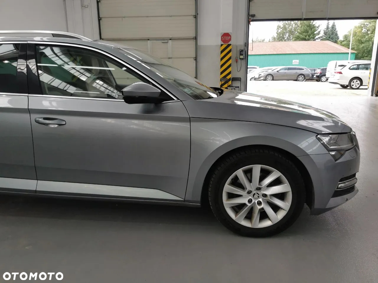 Skoda Superb 2.0 TDI SCR 4x4 Style DSG - 6